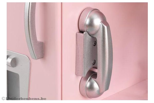 Natuurlijk ook voorzien van een telefoon.