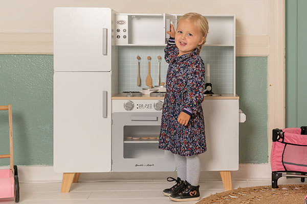 Juul is 3 jaar oud en 98 cm lang