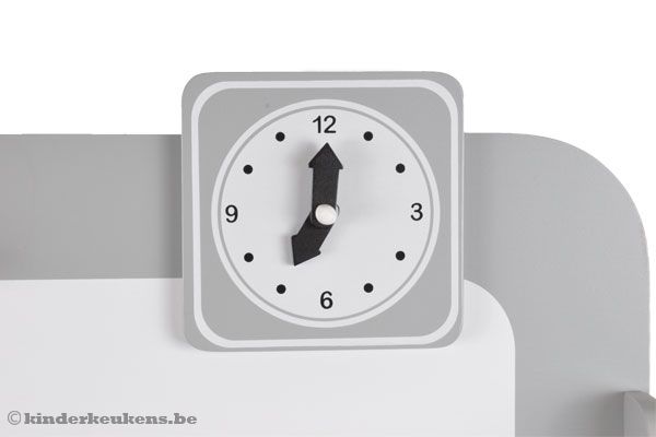 De wijzers kunnen versteld worden.