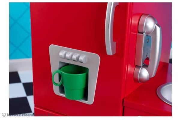 Complete koelkast en telefoon.