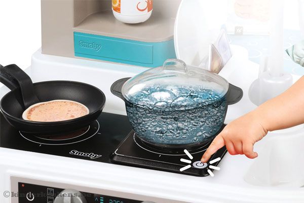 Druk op het knopje en het water begint te bubbelen.