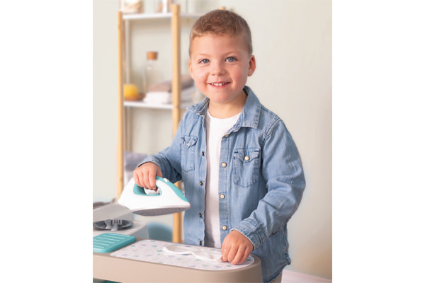 Strijken op de strijkplank